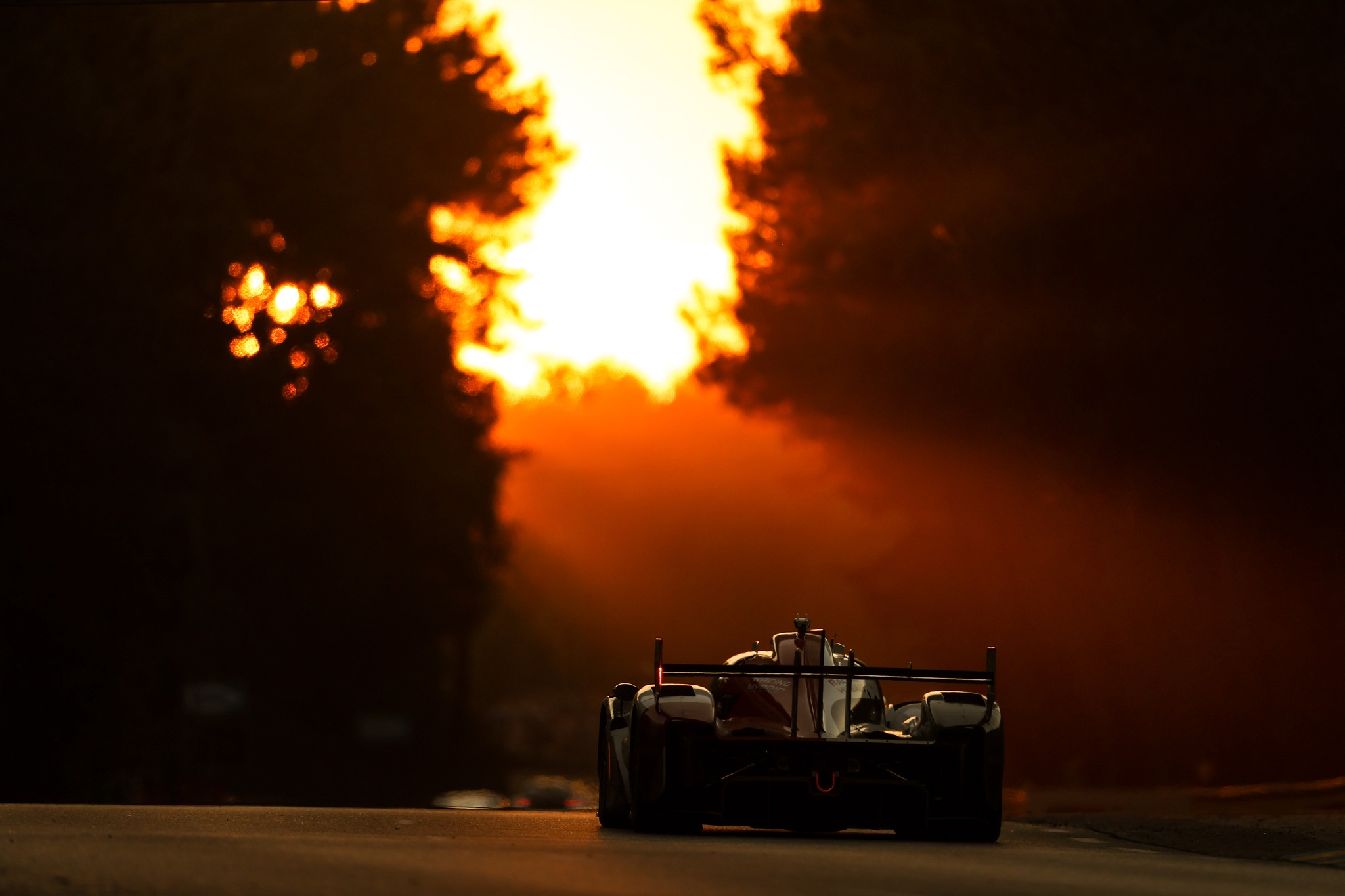 Toy_sunset