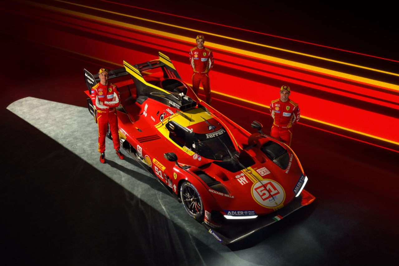 FERRARI_499_HERO_FRONT_34_HIGH_CREW_51_full
