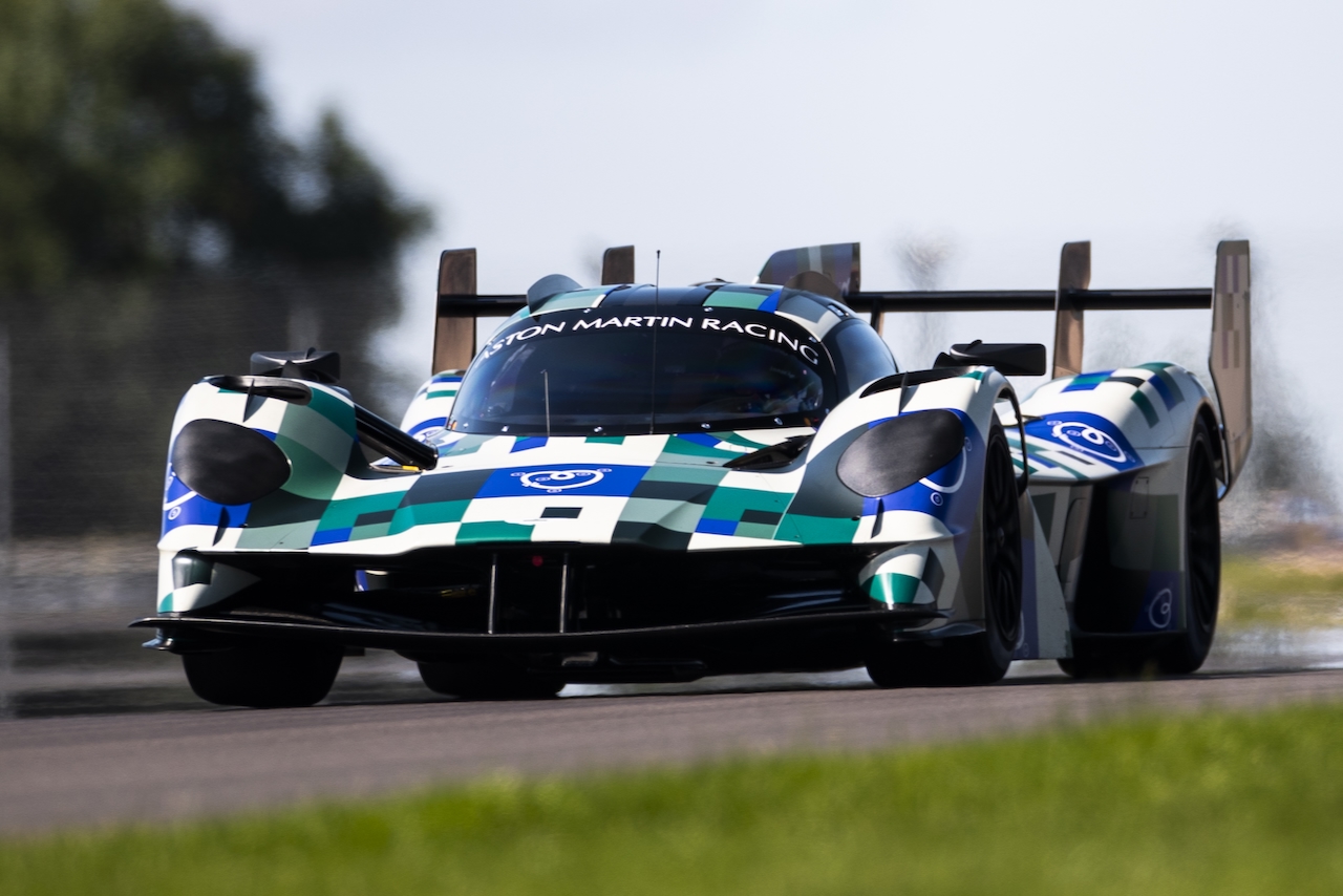 Aston Martin Valkyrie AMR-LMH_Testing_01