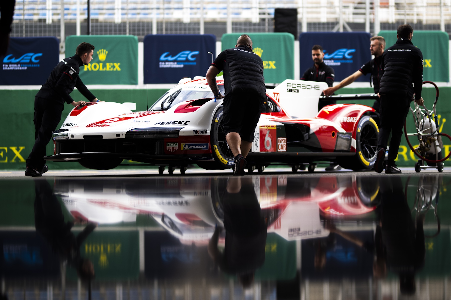 WEC – Porsche davanti nelle prime libere di Interlagos