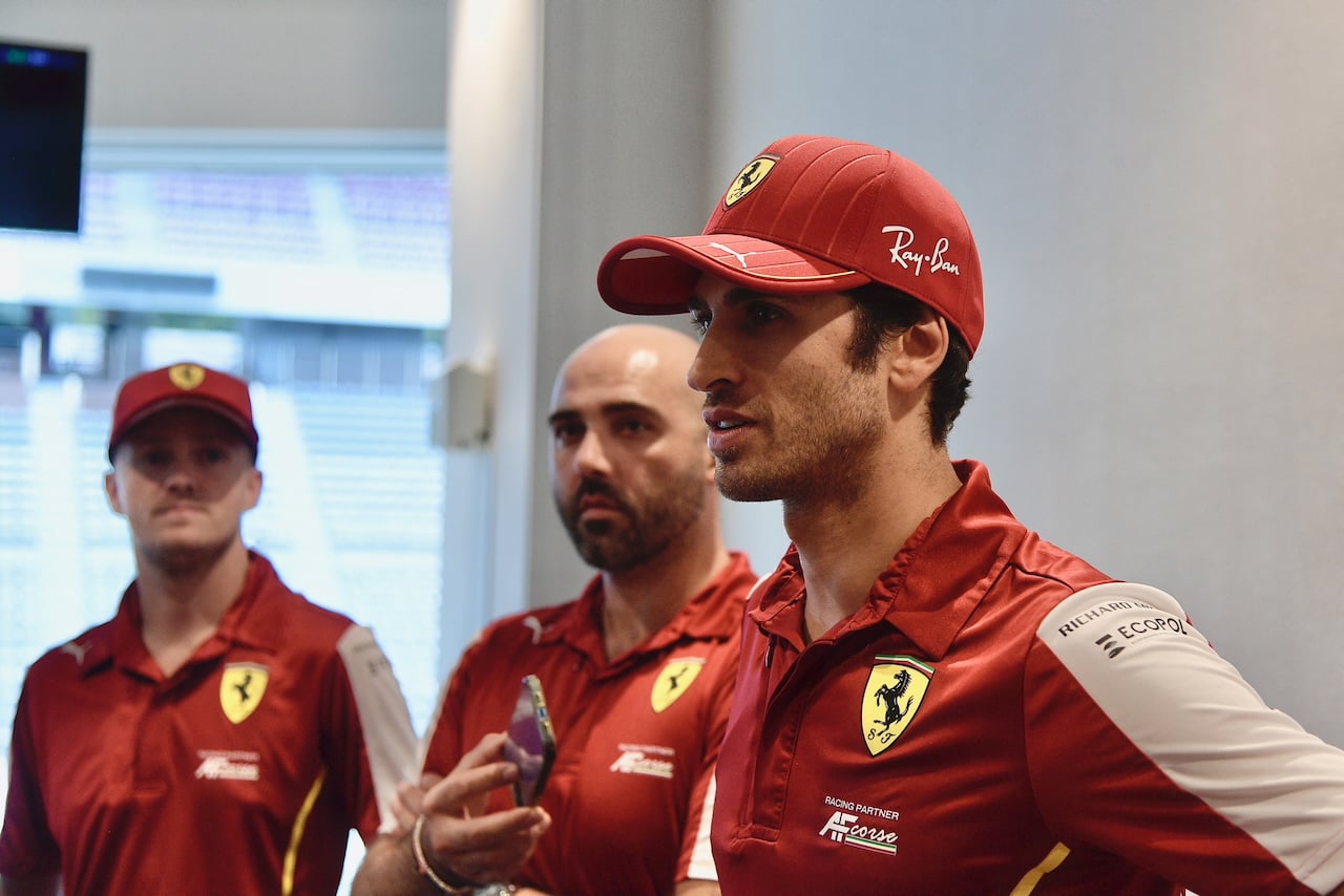 8e38480f-9534-42ff-8dbc-a0e904b8abf8