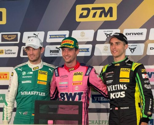 Podium_hor